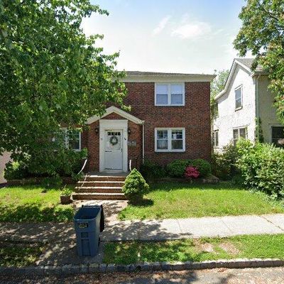 76 Rector St, Millburn, NJ 07041