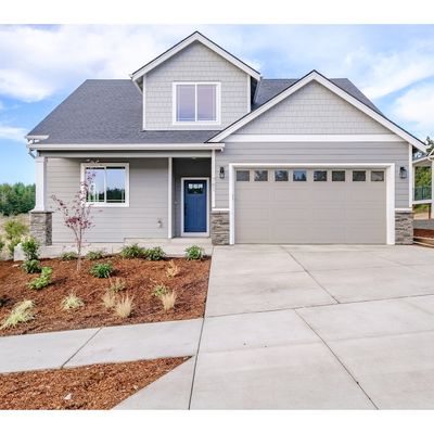 761 Ne Riley Dr, Silverton, OR 97381