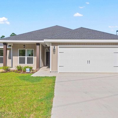 9134 Military Trl, Navarre, FL 32566