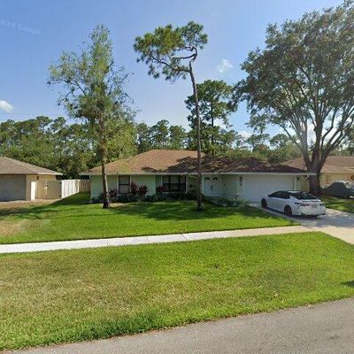 931 Citrus Pl, Wellington, FL 33414