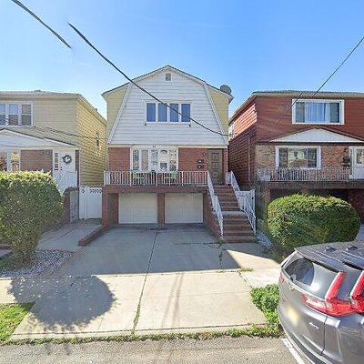 94 W 29 Th St, Bayonne, NJ 07002