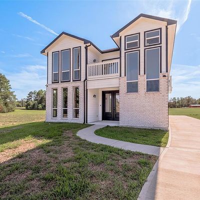 97 Oakridge N, Trinity, TX 75862