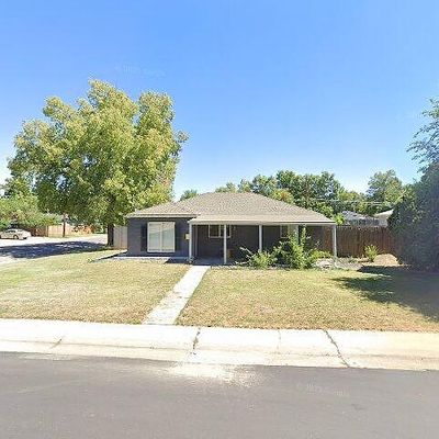 992 Uvalda St, Aurora, CO 80011