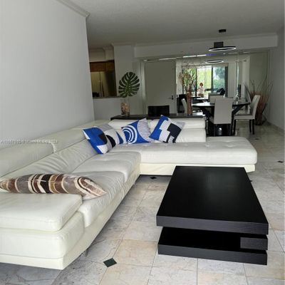 Address Withheld, Aventura, FL 33180