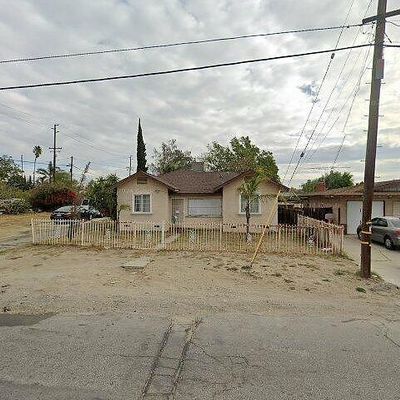 8913 Poplar Ave, Fontana, CA 92335