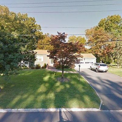 9 Brentford St, Morris Plains, NJ 07950