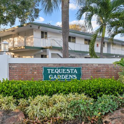 9 Garden Street, Tequesta, FL 33469