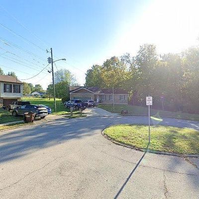 1 Creekside Dr, Florence, KY 41042