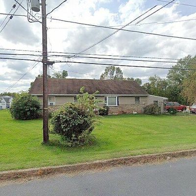 10 Cemetery Rd, Manchester, PA 17345