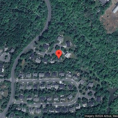 10 Miller Ln, Whitehouse Station, NJ 08889