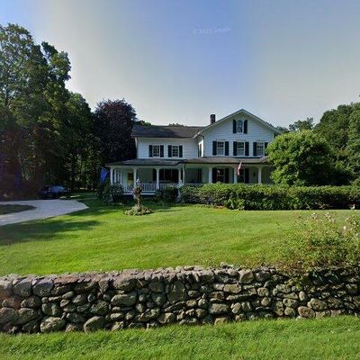 100 Hanson Rd, Darien, CT 06820