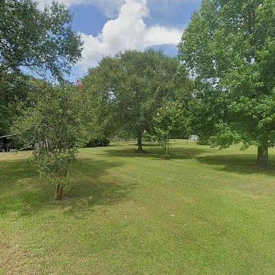 100 Pinewood Dr, Silsbee, TX 77656