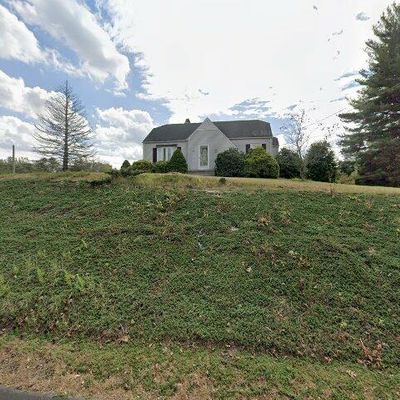 100 Town Farm Rd, Enfield, CT 06082