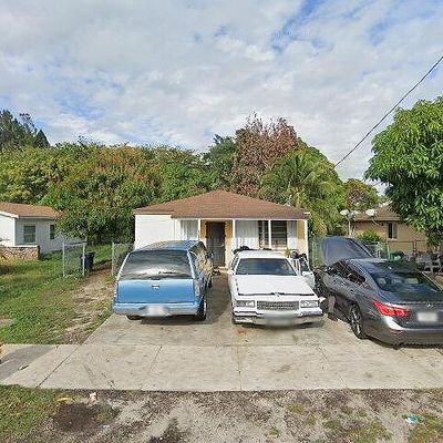 10075 W Jessamine St, Miami, FL 33157