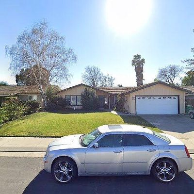 1008 Sunnyoak Way, Stockton, CA 95209