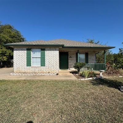 101 Red Oak Cir, Ector, TX 75439