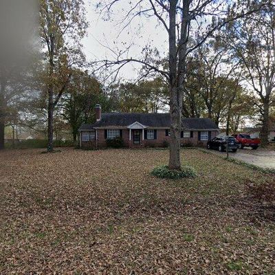 1010 Main St E, Savannah, TN 38372