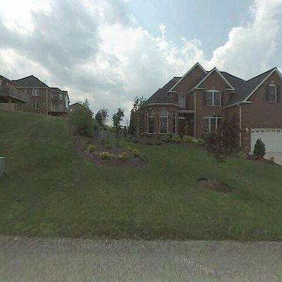 1012 Country Club Rd, Jeannette, PA 15644