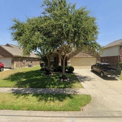 10144 Hidden Creek Falls Ln, Brookshire, TX 77423