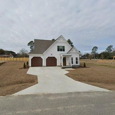 1017 Left Bank Dr, Florence, SC 29501