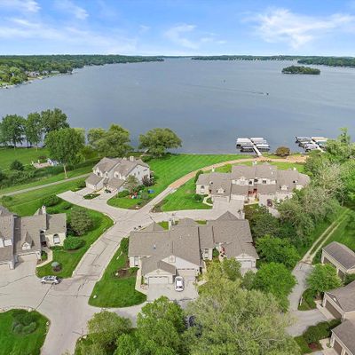 N24 W30415 Crystal Springs Drive #5, Pewaukee, WI 53072