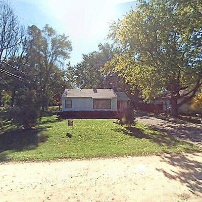 109 North St, Spring Grove, IL 60081