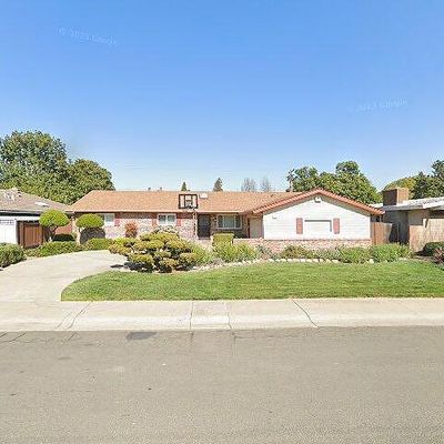 1101 Glenn Holly Way, Sacramento, CA 95822