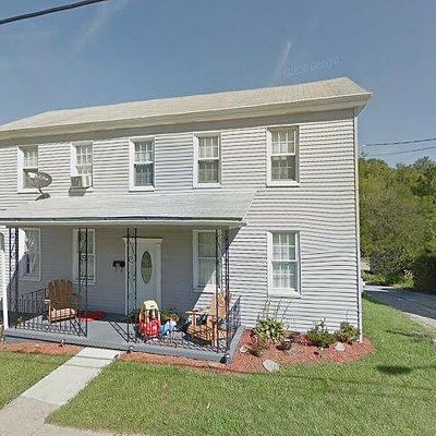 111 1 St St, Irwin, PA 15642