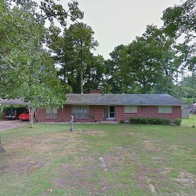 1110 Honeysuckle Rd, Magnolia, AR 71753