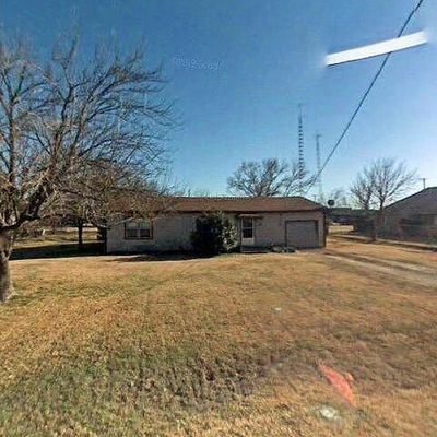 112 W Stroud St, Frost, TX 76641