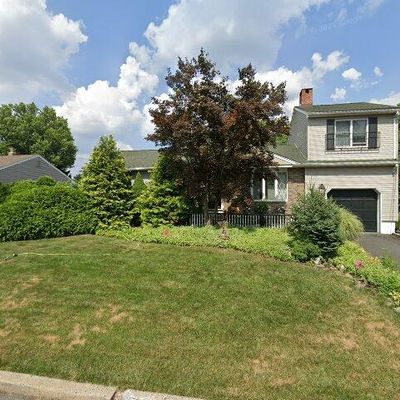 1121 Charter St, Piscataway, NJ 08854