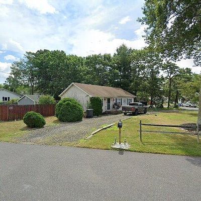 113 Inlet Ave, Manahawkin, NJ 08050