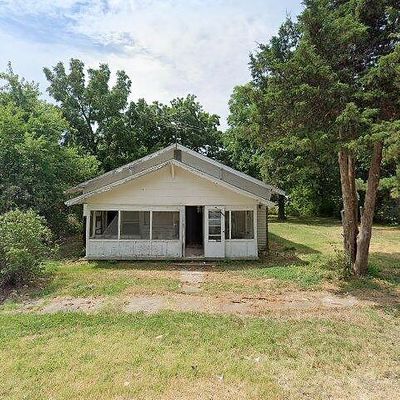 114 E Elm St, Skiatook, OK 74070