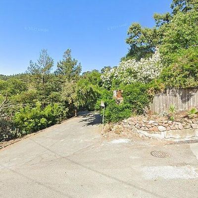 114 Reservoir Rd, San Rafael, CA 94901