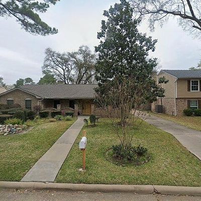 11418 Ash Creek Dr, Houston, TX 77043