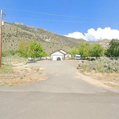 114813 Us Highway 395, Topaz, CA 96133