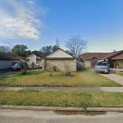 11507 Villa Heights Dr, Houston, TX 77066