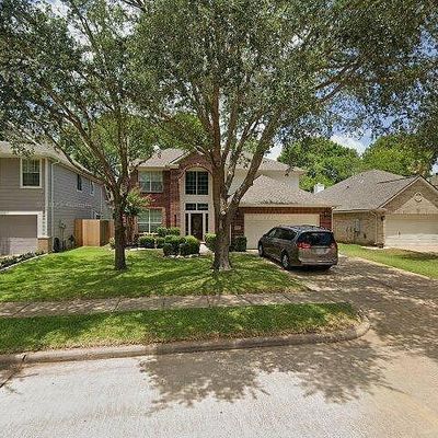 10311 Village Lake Dr, Missouri City, TX 77459