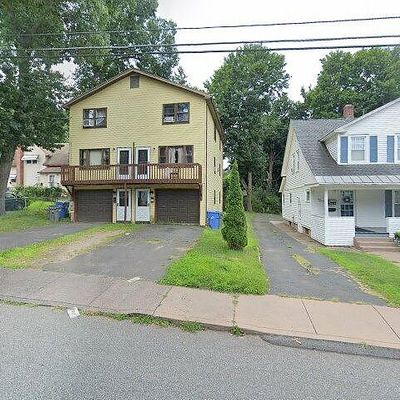 104 Florence St, Manchester, CT 06040