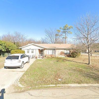 104 W Jessup St, Alvarado, TX 76009