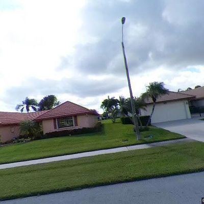 10468 Greentrail Dr N, Boynton Beach, FL 33436