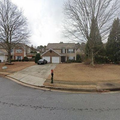 1049 Pine Isle Ct, Sugar Hill, GA 30518