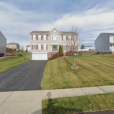 105 Naughton Cir, Evans City, PA 16033