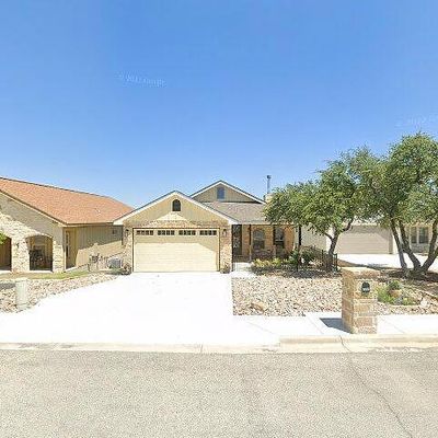 1057 Roanoke Ln, Kerrville, TX 78028