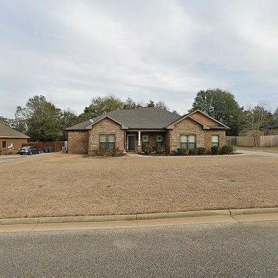 106 Hayley Dr, Enterprise, AL 36330