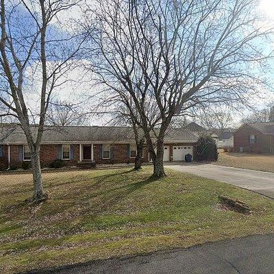 106 Stewart St, Albertville, AL 35951