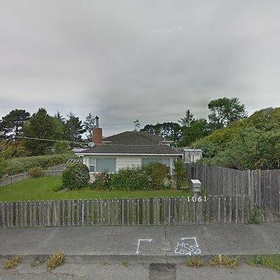 1061 Lloyd St, Eureka, CA 95503