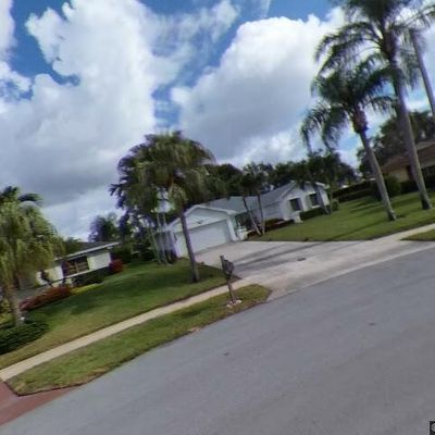 10666 Greentrail Dr S, Boynton Beach, FL 33436