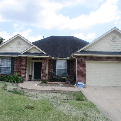 107 Village Grn, Victoria, TX 77904