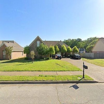 10774 Lexington Dr, Olive Branch, MS 38654